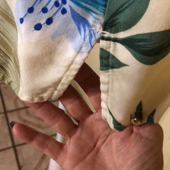 Jamaica Bay Floral Top - Picture 3 of 10